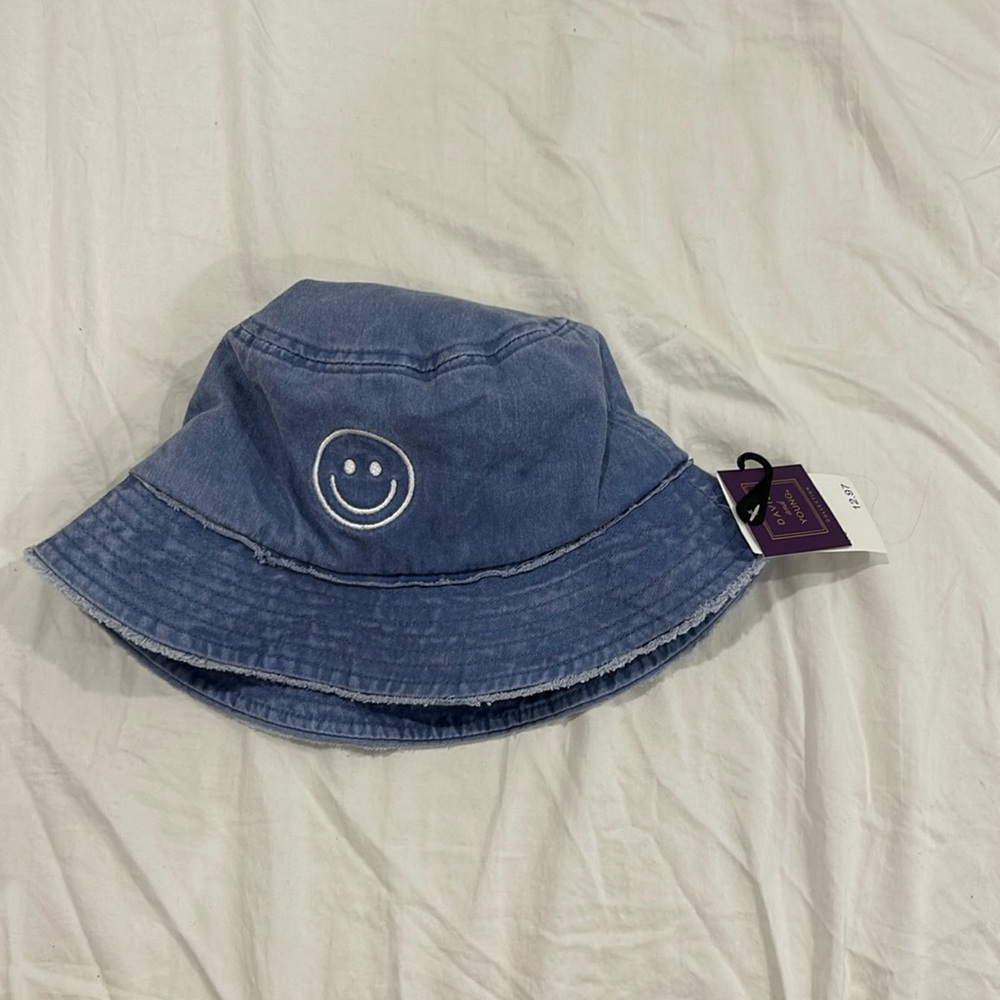 Nordstrom - Blue Bucket Hat with Smiley Face